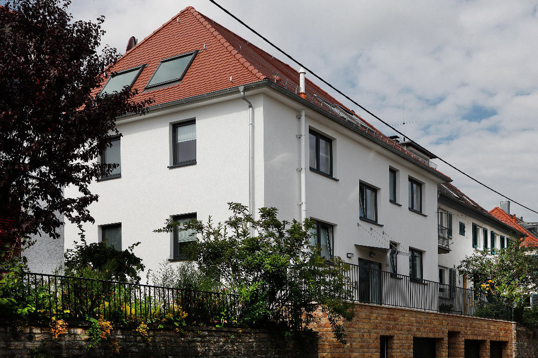 Schöne 3- Zimmer-Wohnung mit Terrasse in Stuttgart Nord, Wilhelm-Blos-Str. 85, 70191 Stuttgart